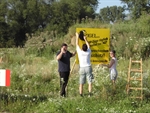 Aufstellung der ersten IGEL Schilder im IGEL-Land